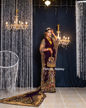 Load image into Gallery viewer, Mulberry Velvet Bridal Dirac ( Berlula collection )
